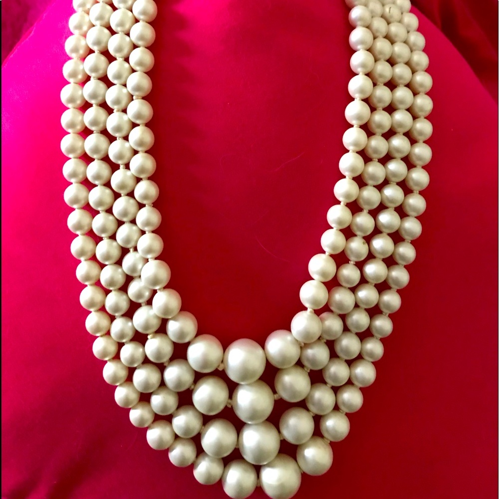 4 Strand Pearl Necklace